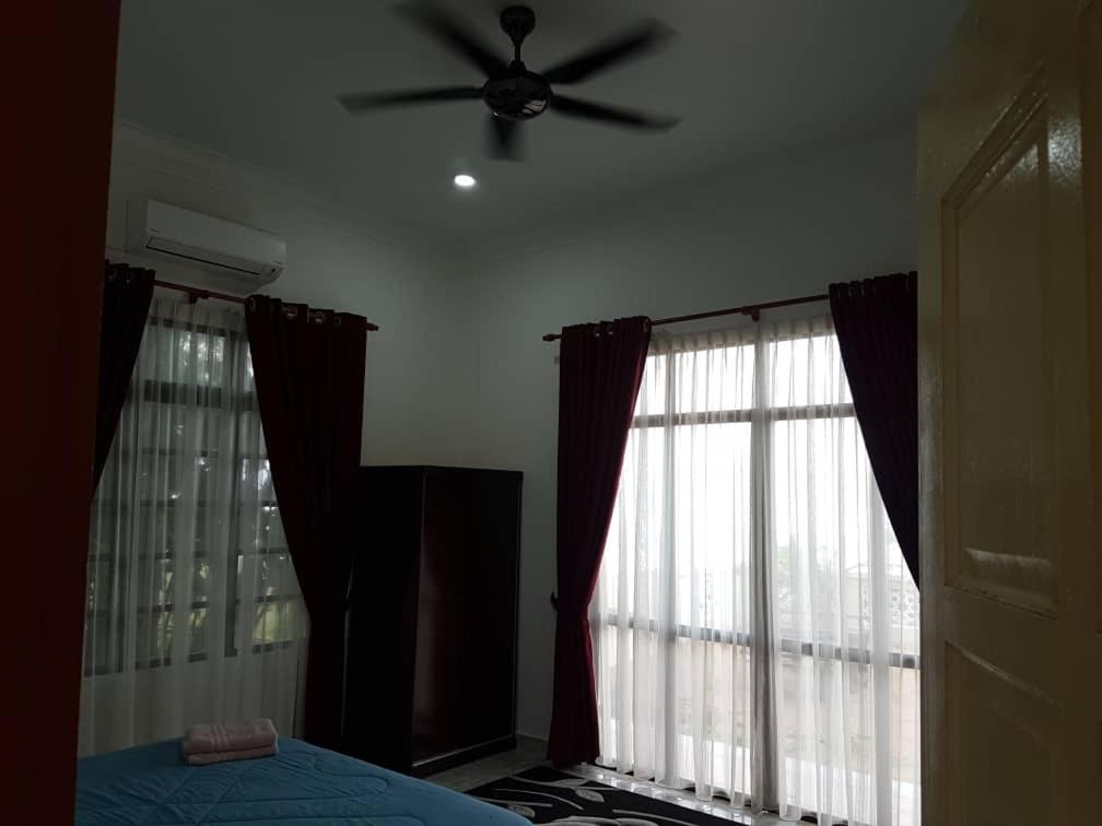The Kallang House Kuala Terengganu Extérieur photo