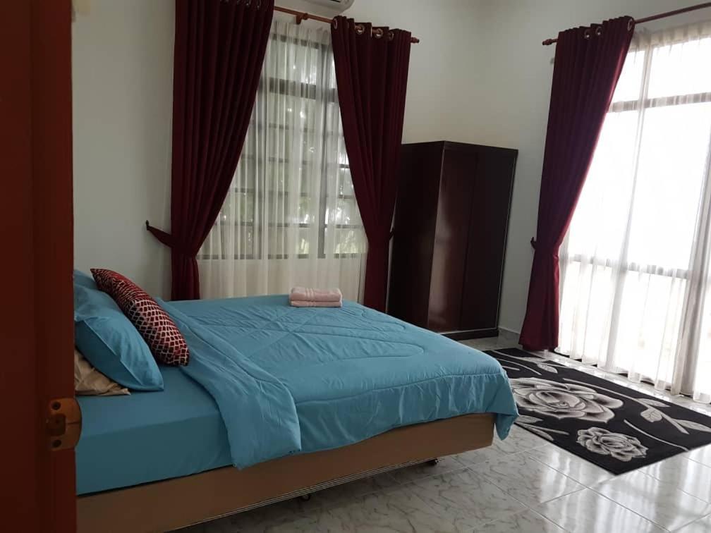 The Kallang House Kuala Terengganu Extérieur photo